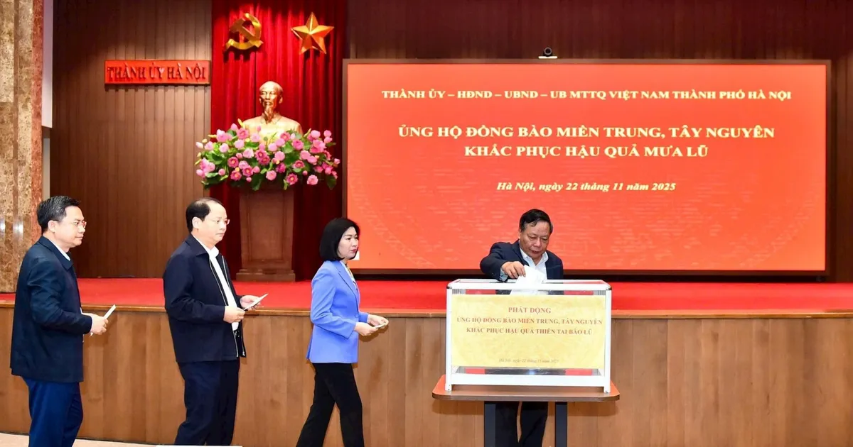 Hà Nội phát động ủng hộ đồng bào miền Trung, Tây Nguyên khắc phục hậu quả mưa lũ