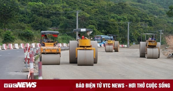 Tấp nập thi công đường ven biển 7.000 tỷ nối TP.HCM - Lâm Đồng