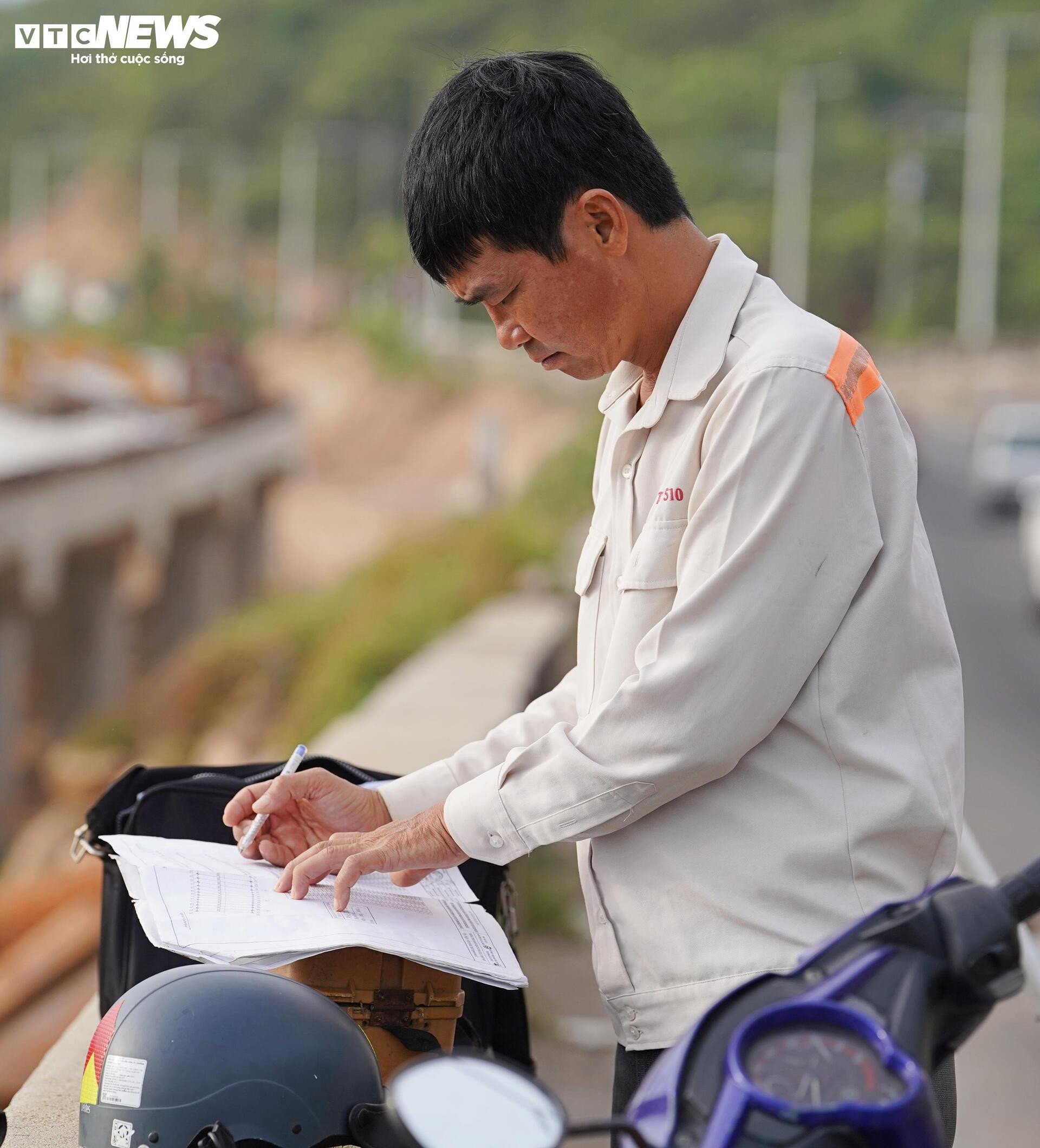 Construcția aglomerată a unui drum de coastă de 7.000 de miliarde de rute care leagă orașul Ho Chi Minh de Lam Dong - 12