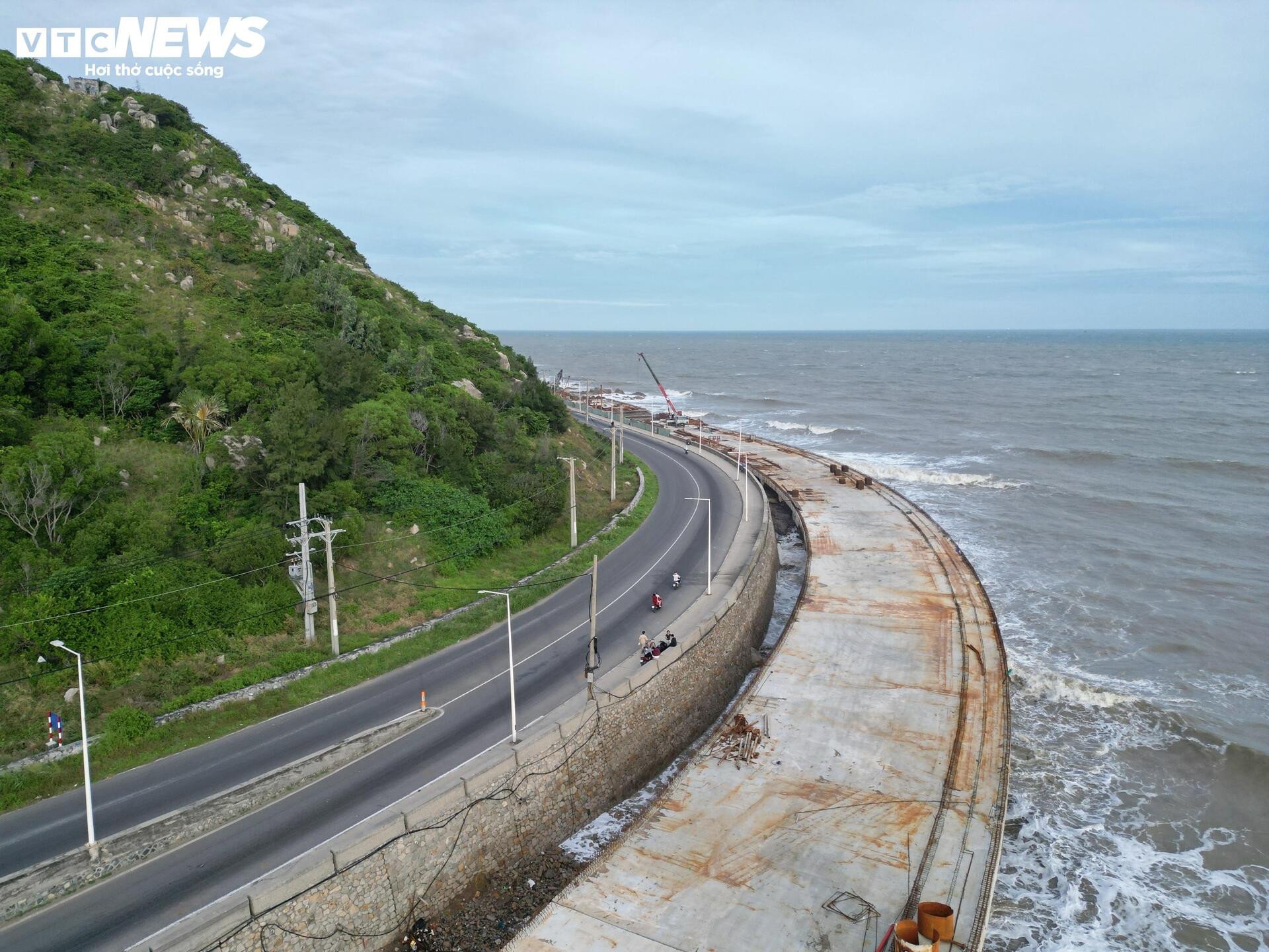 Construcția aglomerată a unui drum de coastă de 7.000 de miliarde de rute care leagă orașul Ho Chi Minh de Lam Dong - 14