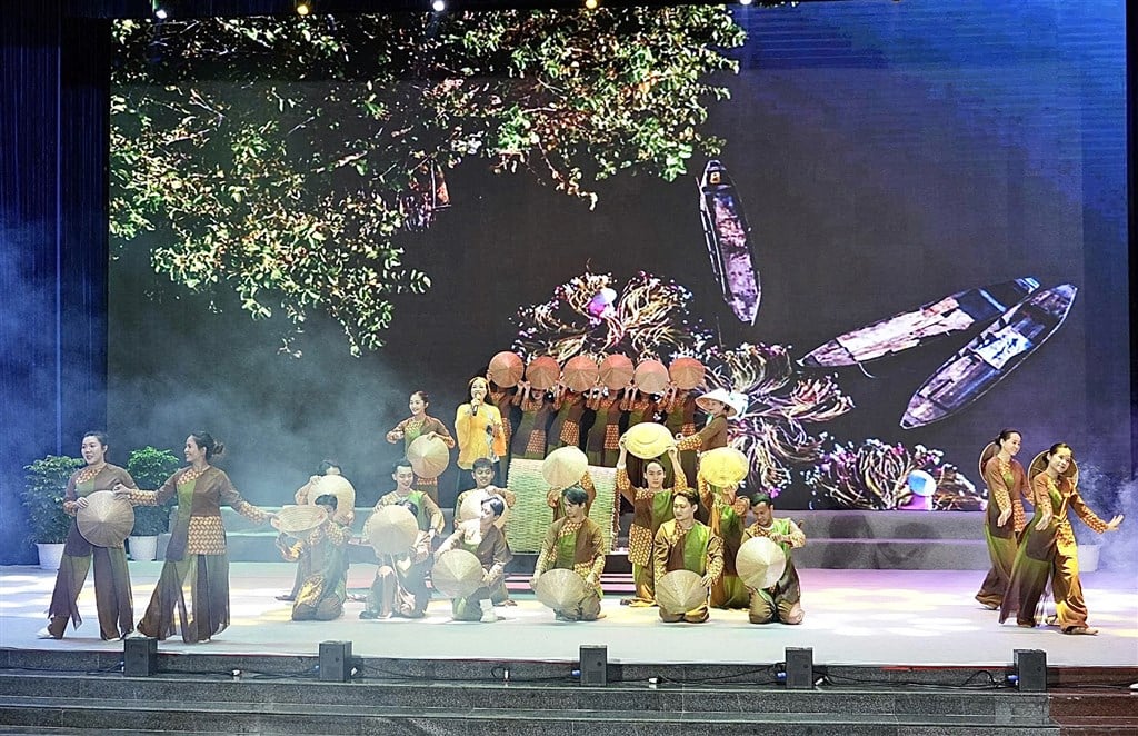 Tổng duyệt chương trình bế mạc Ngày hội Cua Cà Mau - Lần thứ II năm 2025