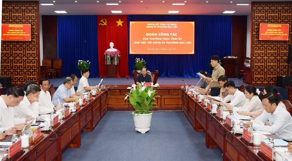 Bí thư Tỉnh ủy Nguyễn Hồ Hải làm việc tại phường Bạc Liêu