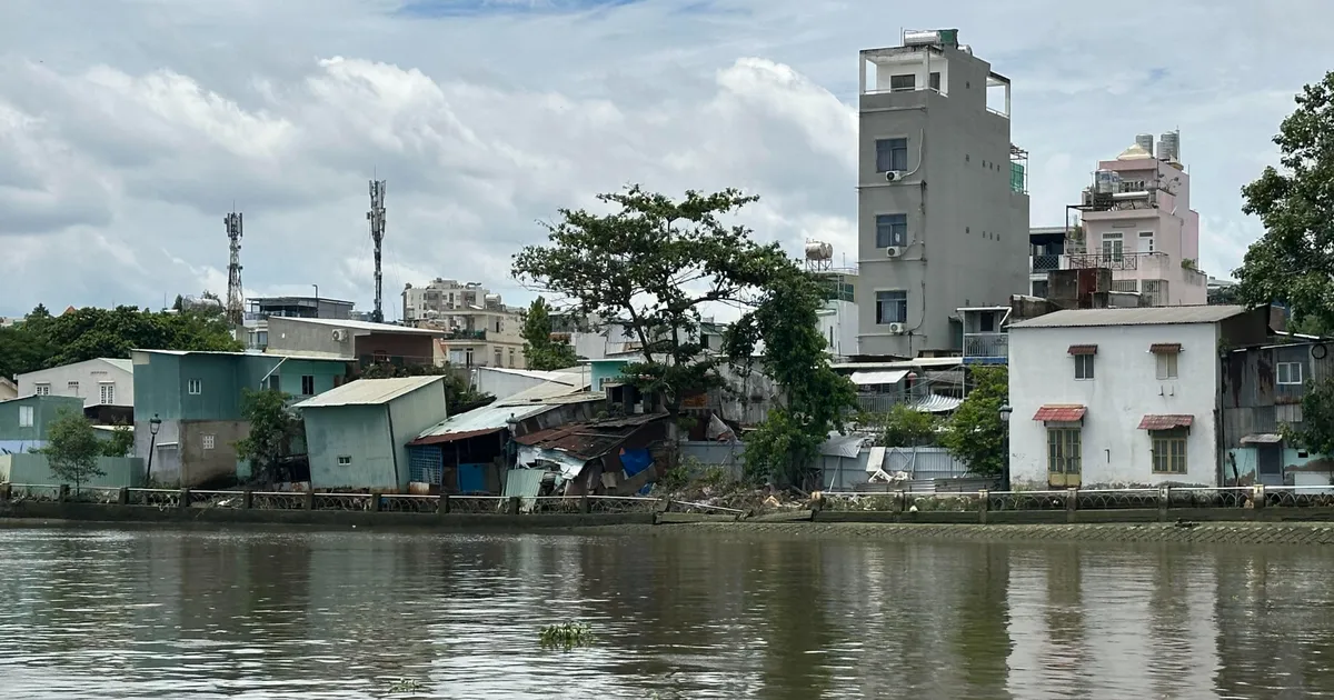 TPHCM sắp có mưa lớn, triều cường lên cao