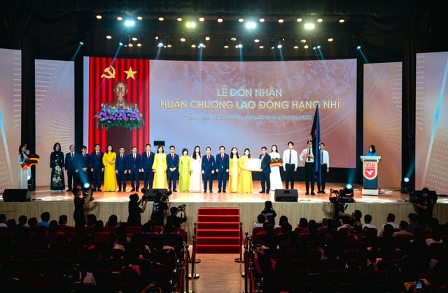 Trường ĐH có quy mô đào tạo lớn nhất nước kỷ niệm 30 năm thành lập - Ảnh 1.