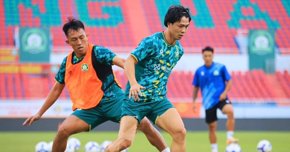 Trực tiếp bóng đá TT Đồng Nai vs Hà Tĩnh: Chờ Công Phượng tái xuất