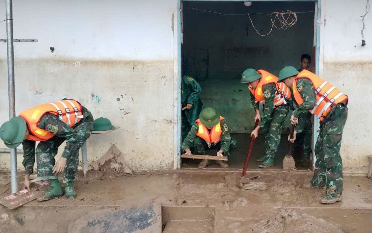 Úklid domů pro lidi a škol pro studenty. Foto: DVCC