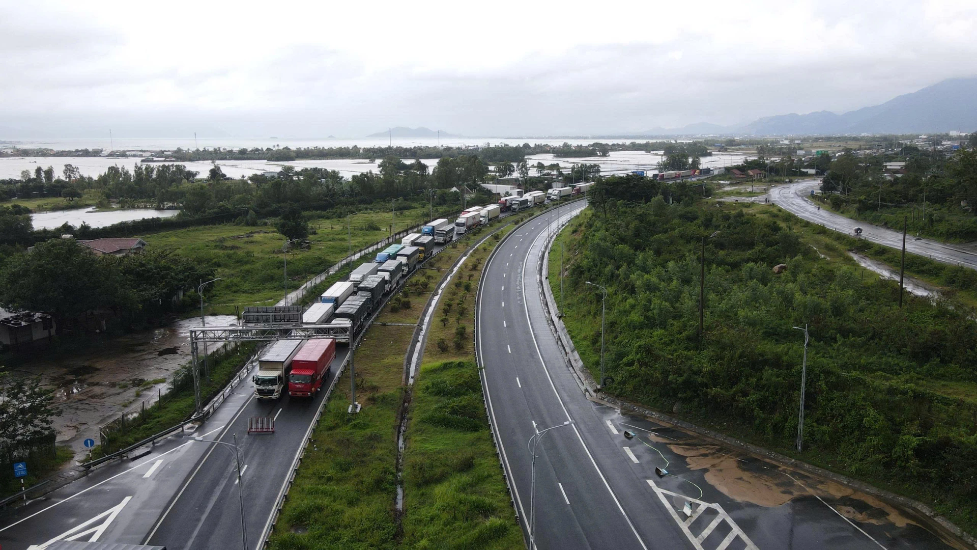 Circulation bloquée sur la route nationale 1 près du tunnel de Ca Pass