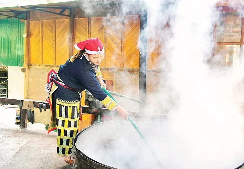 Chuyện giảm nghèo bền vững ở vùng đồng bào dân tộc thiểu số