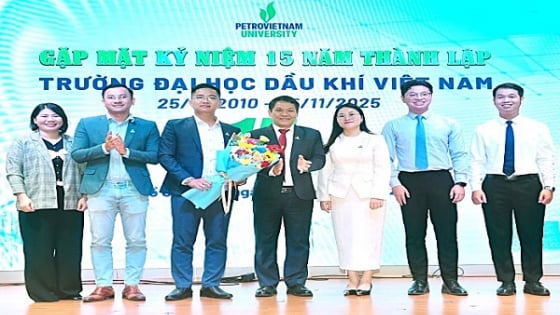 PVU kỷ niệm 15 năm thành lập: Vững bước - Kiến tạo tương lai năng lượng