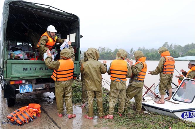 Подпись к фотографии