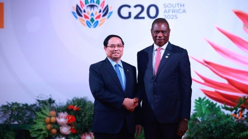 Lãnh đạo nước Chủ tịch G20 Nam Phi chủ trì lễ đón Thủ tướng Chính phủ Phạm Minh Chính và các Nguyên thủ, người đứng đầu chính phủ các nước. (Ảnh: VGP/Nhật Bắc)