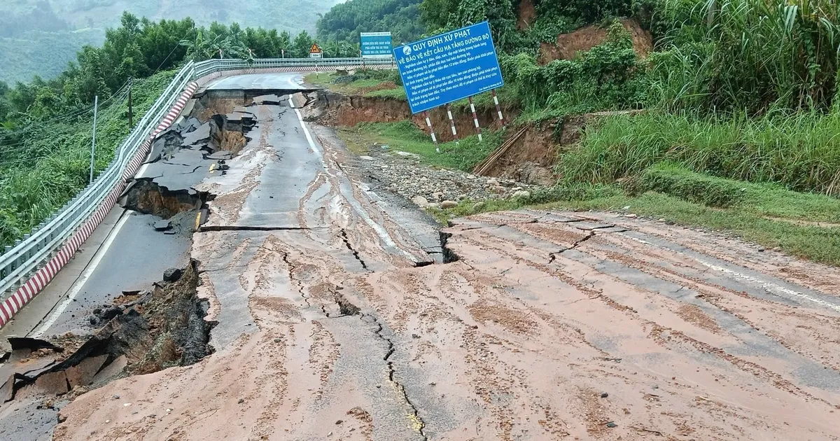 Đèo Khánh Lê (Khánh Hòa) thêm nhiều điểm sạt lở