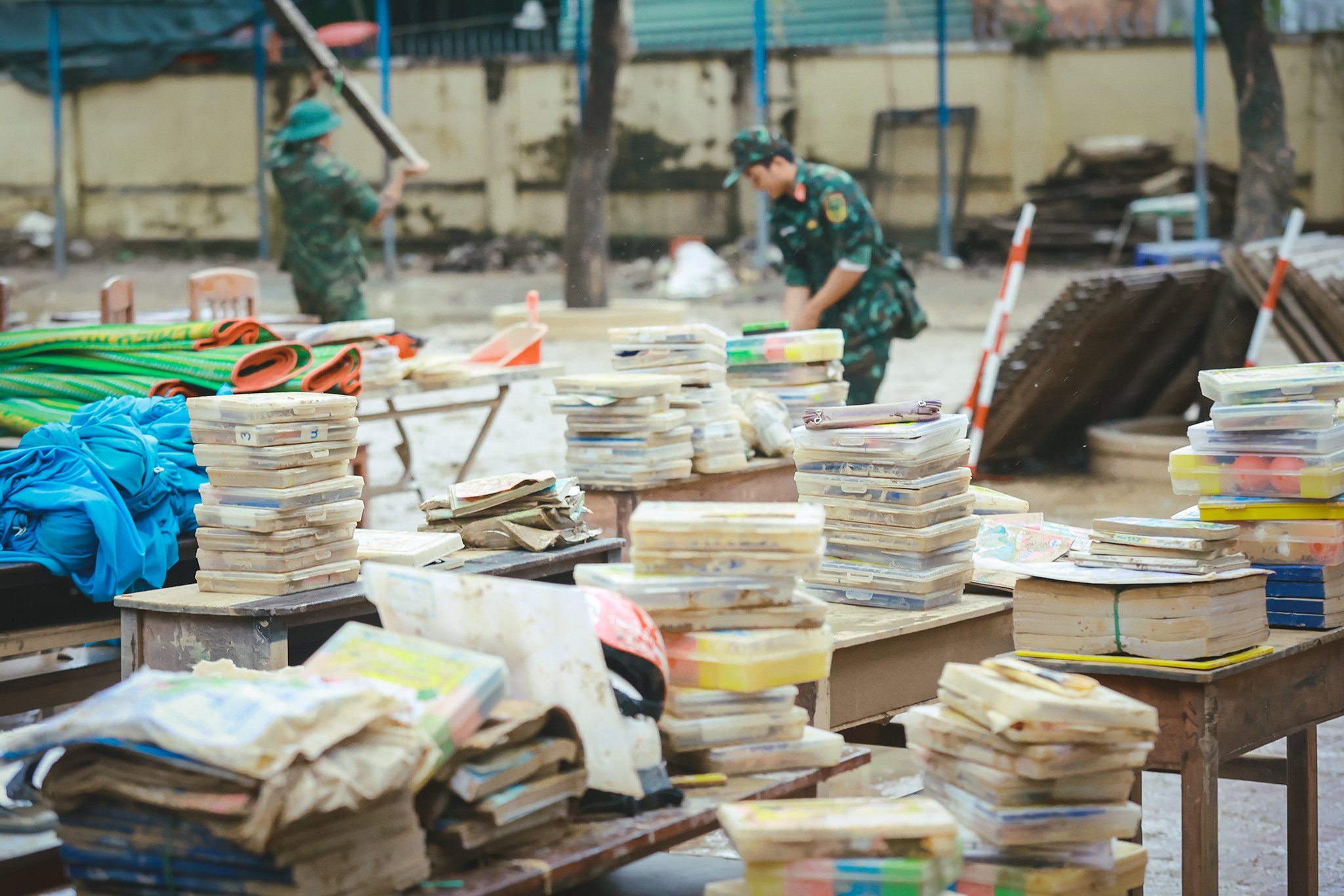 Sư đoàn 2 dốc sức cùng Gia Lai khắc phục hậu quả lũ lụt- Ảnh 5.