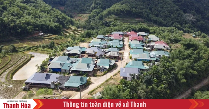 Trên khu tái định cư Co Hương