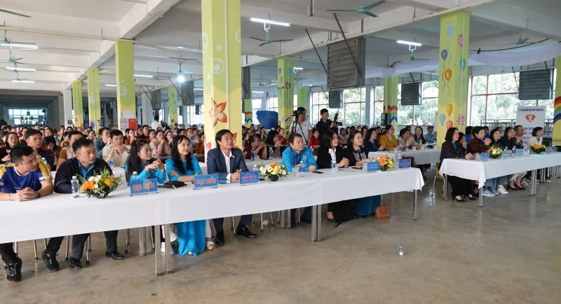 Comunicare privind egalitatea de gen și prevenirea violenței domestice în era digitală