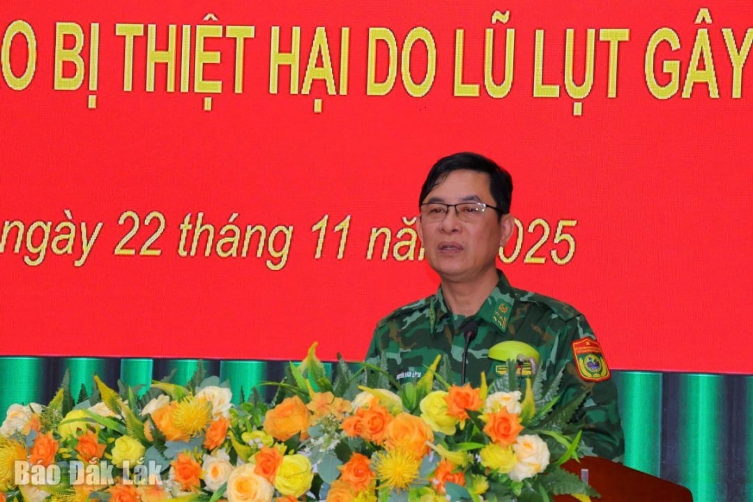 Oberst Nguyen Van Linh, stellvertretender Kommandeur des Provinzmilitärkommandos und Kommandeur des Provinzgrenzschutzkommandos, leitete die Unterstützung innerhalb der Streitkräfte ein.