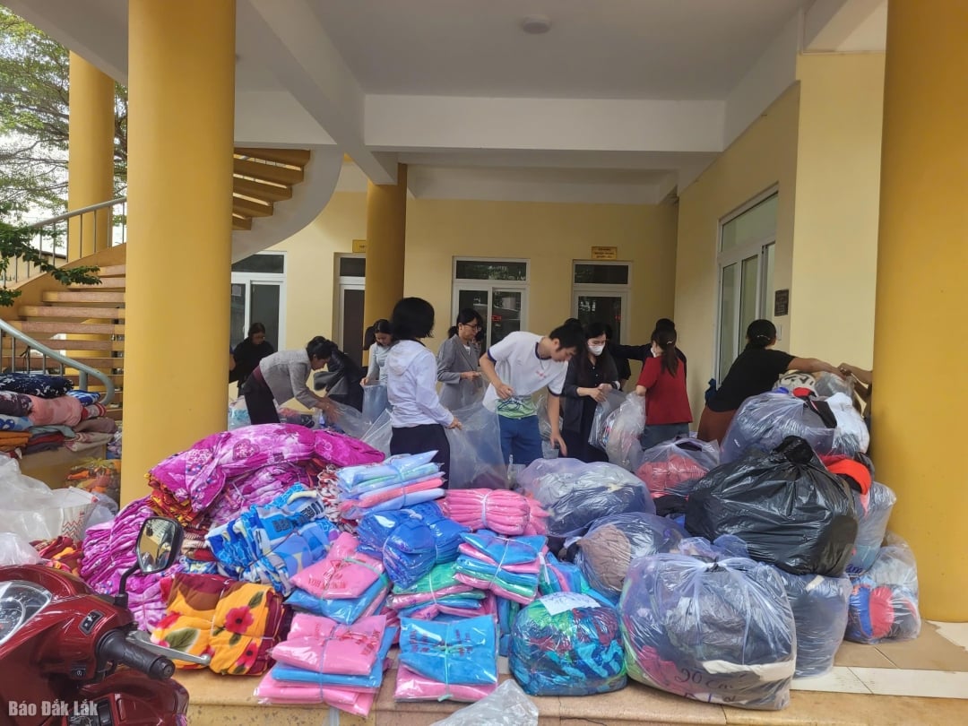 Die Waren werden zur Klassifizierung und Verpackung gesammelt.