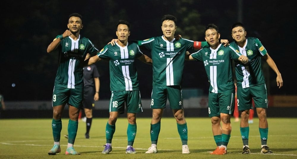 Minh Vương ghi siêu phẩm, Đồng Nai loại Hà Tĩnh khỏi Cúp Quốc gia