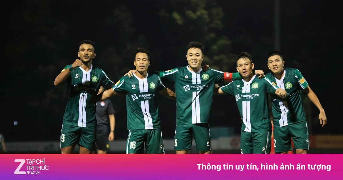 Đội bóng của Công Phượng vào tứ kết Cúp Quốc gia