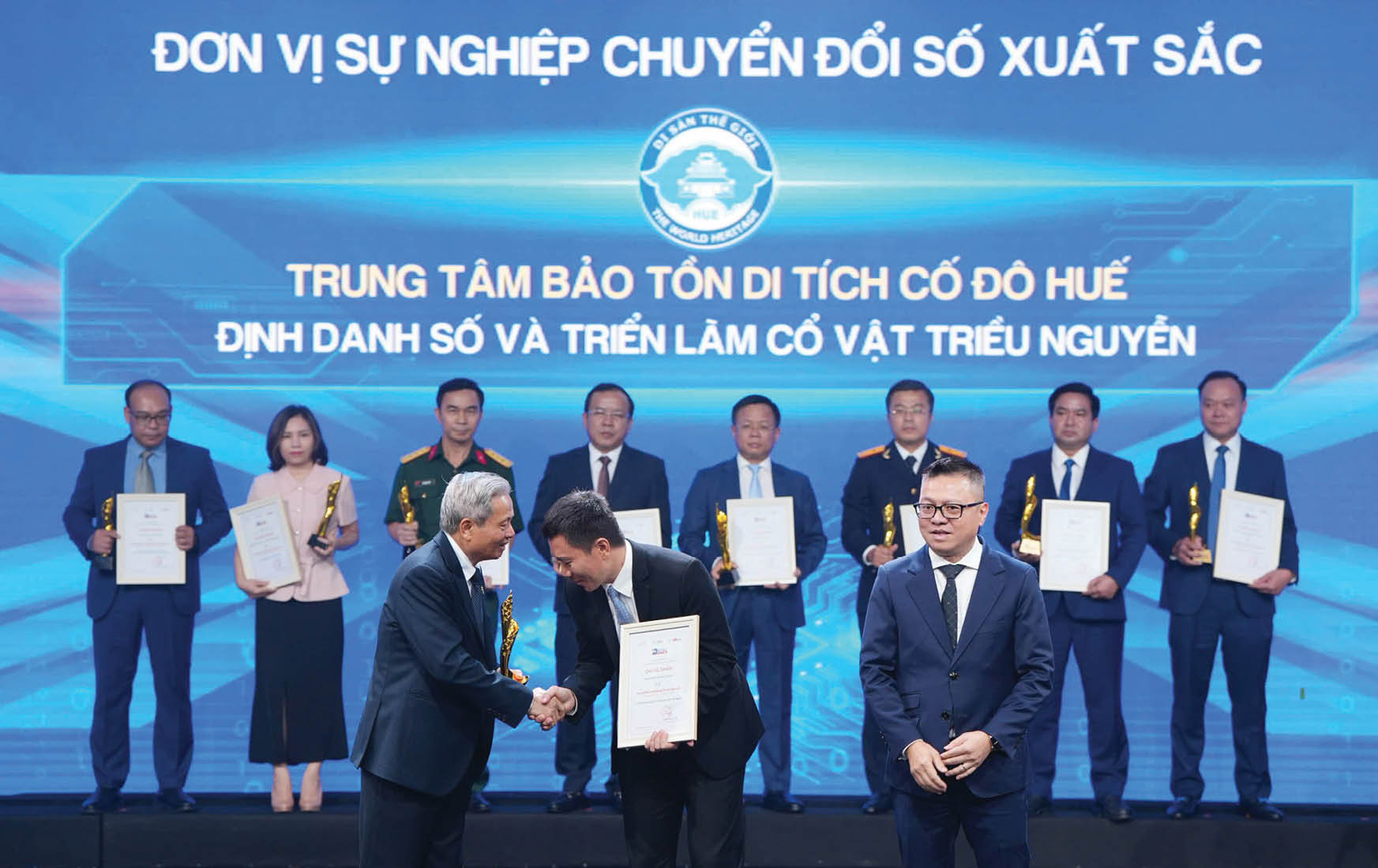 Di sản bước vào đời sống số