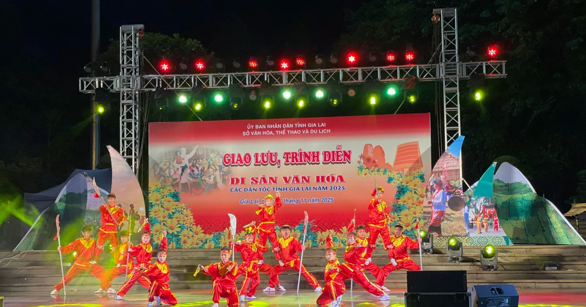 Giao lưu, trình diễn với chủ đề “Âm vang đại ngàn - Sắc màu di sản”