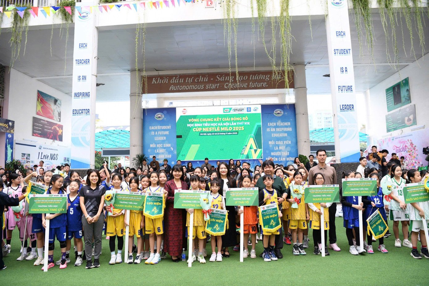 32 ทีมเข้าแข่งขันรอบสุดท้ายของการแข่งขันบาสเกตบอลโรงเรียนประถมศึกษาฮานอย 2025