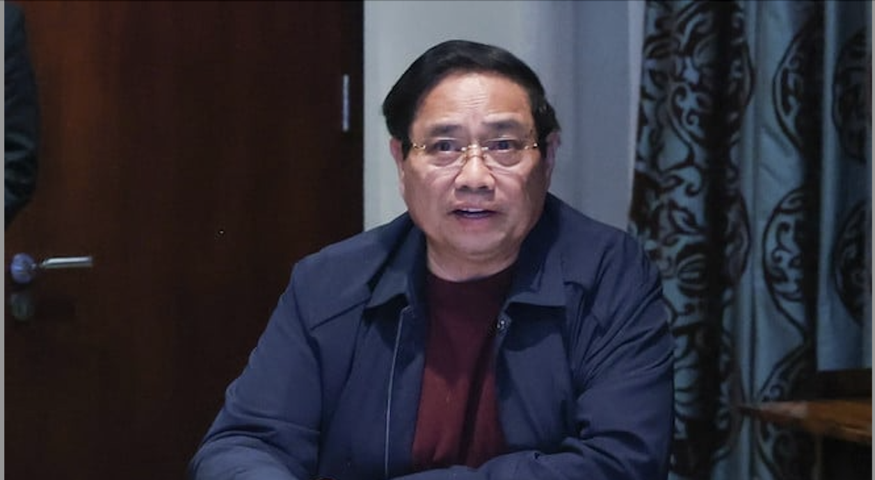 Thủ tướng họp khẩn từ Nam Phi, chỉ đạo triển khai khắc phục hậu quả mưa lũ