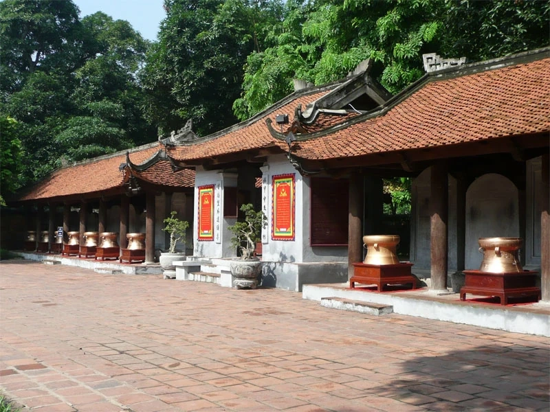 По случаю 20-летия Дня культурного наследия Вьетнама (23 ноября 2005 г. - 23 ноября 2025 г.): во имя сохранения наследия Тхань