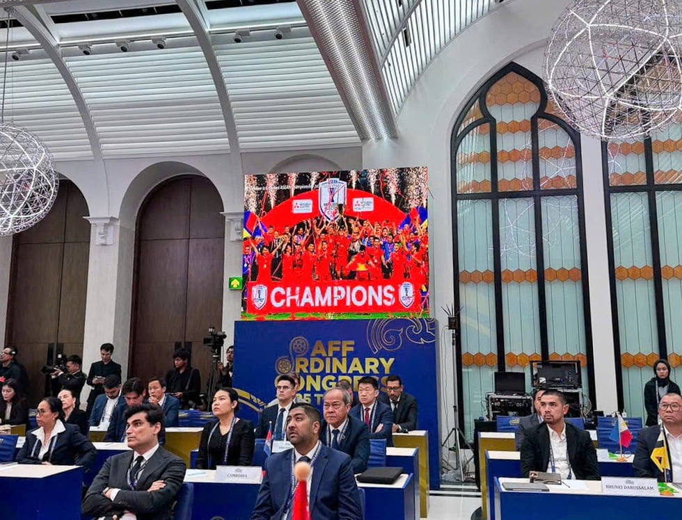 Chủ tịch AFF cảm ơn Chủ tịch VFF Trần Quốc Tuấn tại sự kiện quan trọng của bóng đá khu vực- Ảnh 2.