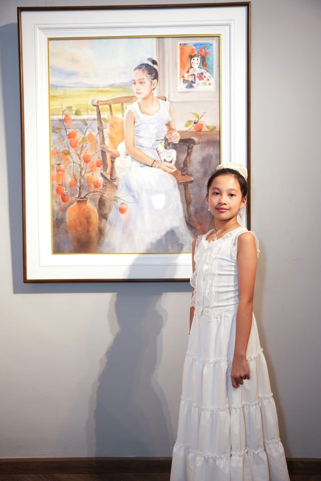 Ngắm chân dung màu nước của ca sĩ Phạm Thu Hà và... hơn thế nữa- Ảnh 1.