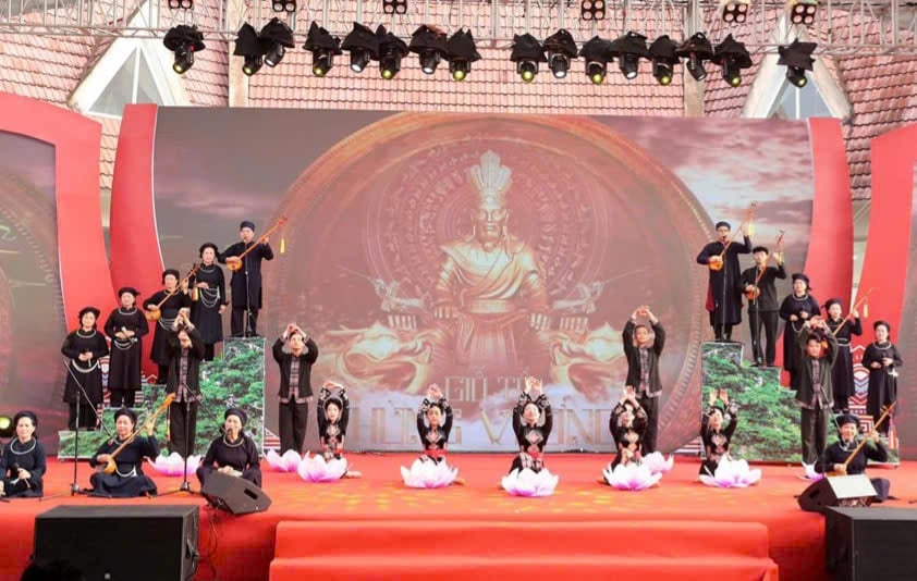 2025년 박닌성에서 열리는 제1회 텐 노래와 틴 악기 축제