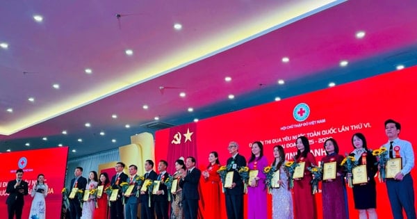 Vinh danh các điển hình trong phong trào thi đua yêu nước Hội Chữ thập đỏ Việt Nam