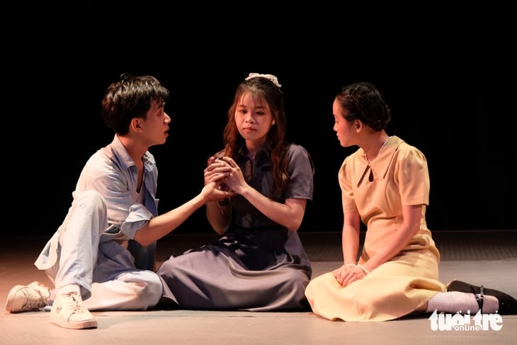 Sau Phá đám sinh nhật mẹ, Kim Hải đóng kịch thử nghiệm - Ảnh 2.