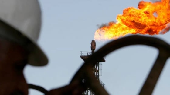 Giá xăng dầu hôm nay 23/11/2025: Tuần này thế giới giảm sâu