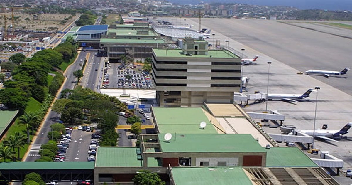 Nhiều hãng hủy bay từ Venezuela sau cảnh báo của Mỹ