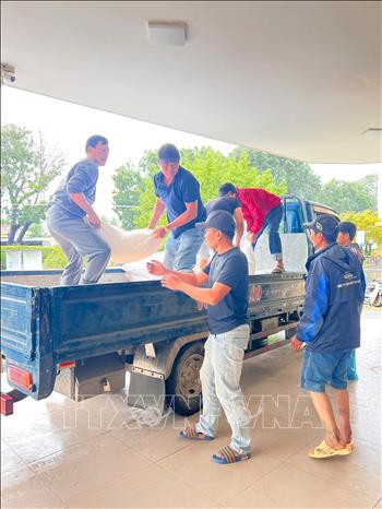 ছবির ক্যাপশন