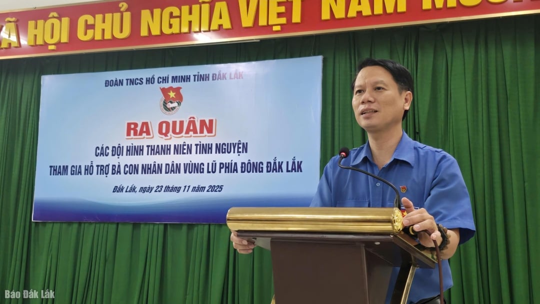 Dl. Luong Minh Tung, vicepreședinte al Comitetului Frontului Patriei Vietnam din provincia Dak Lak, secretar al Uniunii Tineretului Provincial Dak Lak