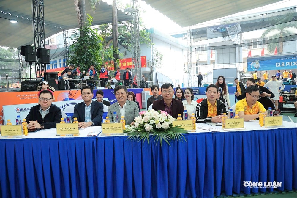 Öppningsceremoni för pickleballturneringen 