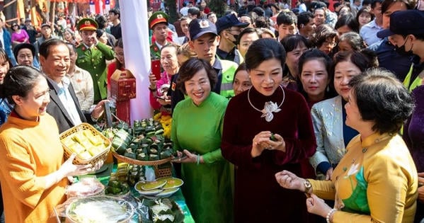 'Liên hoan Văn hóa ẩm thực quốc tế 2025' chung tay ủng hộ đồng bào vượt qua bão lũ