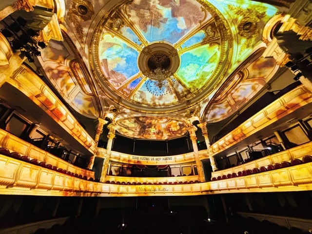 Nhà hát Lớn Hà Nội lộng lẫy với công nghệ 3d mapping kỷ niệm 115 năm tuổi - Ảnh 4.