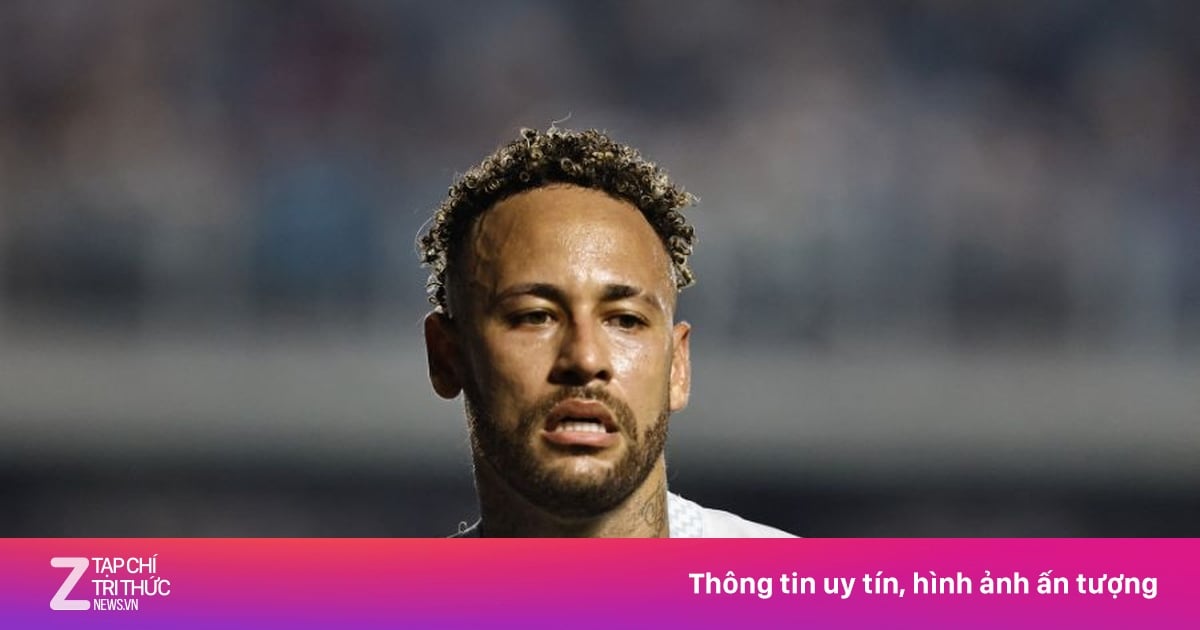 Đội của Neymar vướng khoản nợ khổng lồ