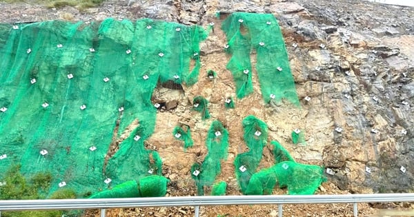 Khẩn trương khôi phục công trường thi công cao tốc sau mưa lũ