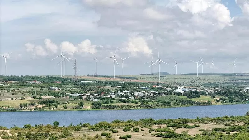 Комментарии к проектам документов XIV съезда Национальной партии: подливая масло в путеводный факел Góp ý dự thảo văn kiện Đại hội XIV của Đảng: Góp lửa cho ngọn đuốc dẫn đường