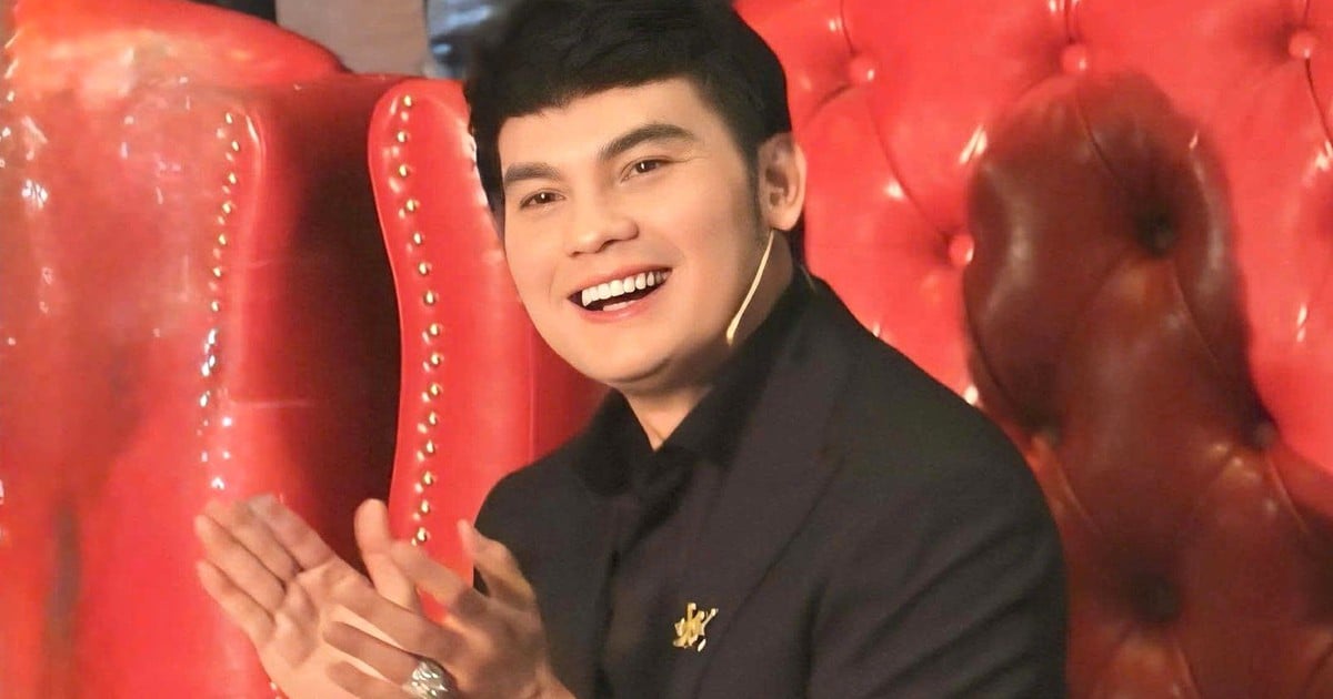 NSƯT Kim Tiểu Long kể chuyện ngồi ghế nóng 'Hài hát tình ca'