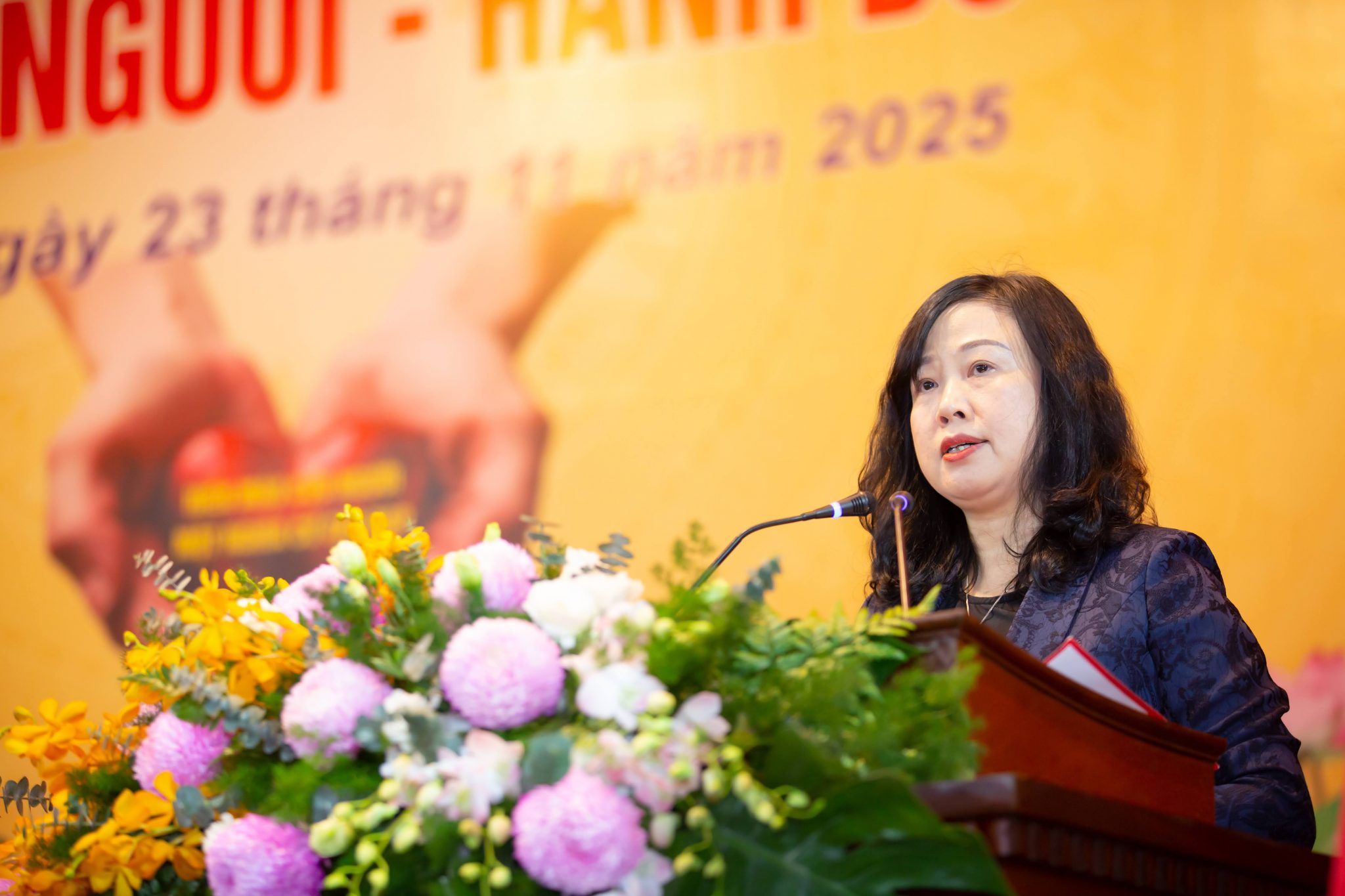 Ngày hội ‘Hiến máu cứu người - Hành Bồ Tát đạo’, hướng về đồng bào miền Trung, Tây Nguyên bị ảnh hưởng mưa lũ- Ảnh 4.