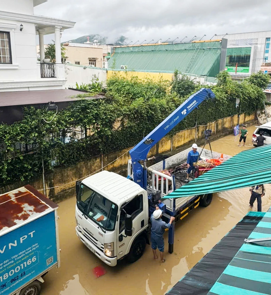 Khắc phục hơn 85% trạm thu phát sóng di động bị ngập