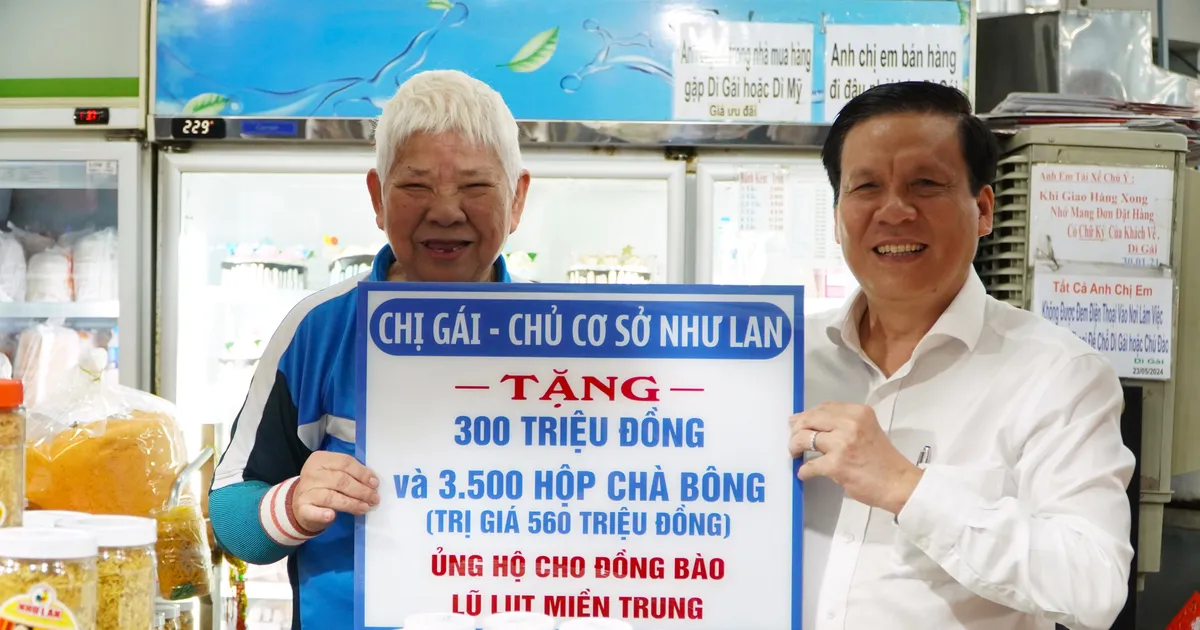 Chủ cơ sở Như Lan ủng hộ tổng trị giá 860 triệu đồng người dân vùng bão lũ