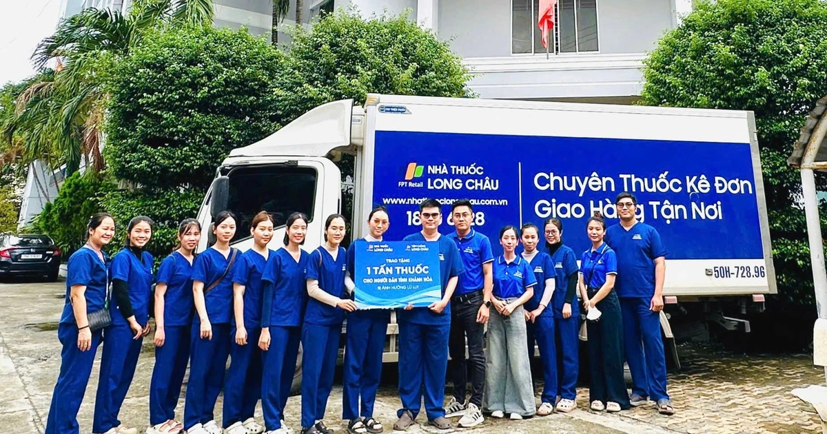 Hỗ trợ khẩn cấp người dân miền trung 3 tấn thuốc, vật tư thiết yếu