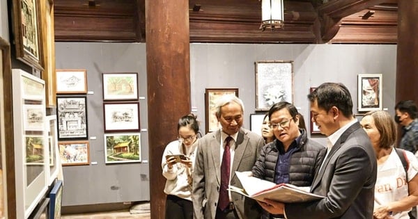 Trưng bày "Tiếng vang lịch sử": Nuôi dưỡng tình yêu di sản của thế hệ trẻ