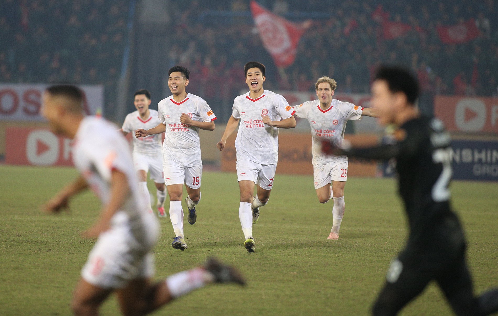 Viettel Cahn 1.JPG